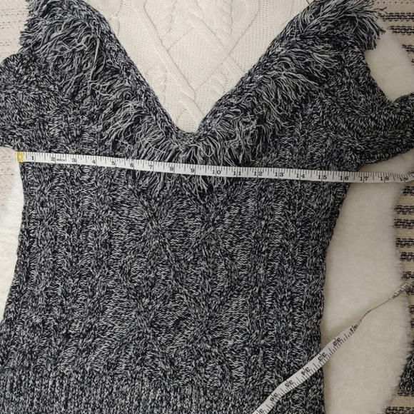 INTERMIX Deja Wool Fringe Sweater XS - Picture 12 of 13
